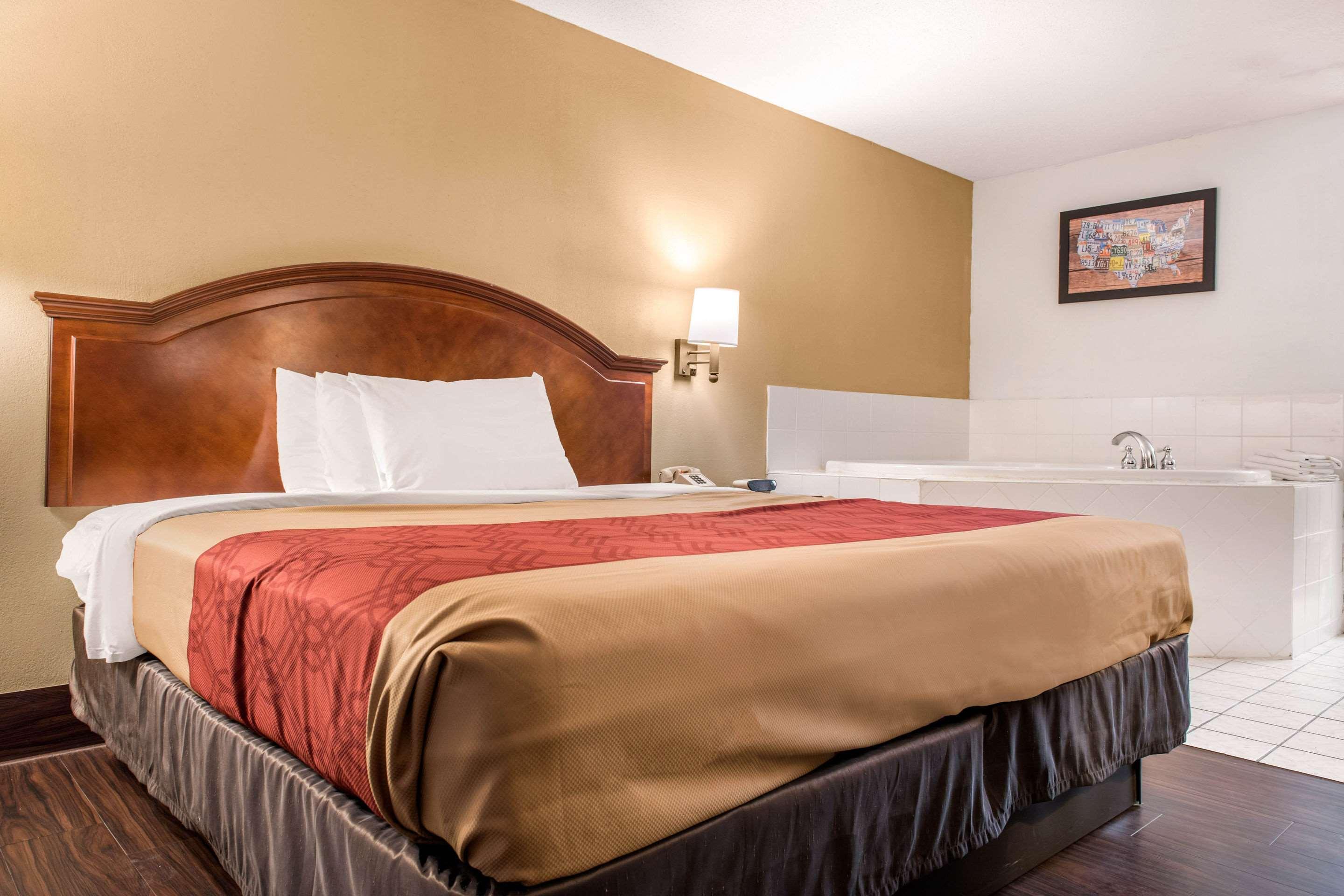 Econo Lodge Holland Ngoại thất bức ảnh