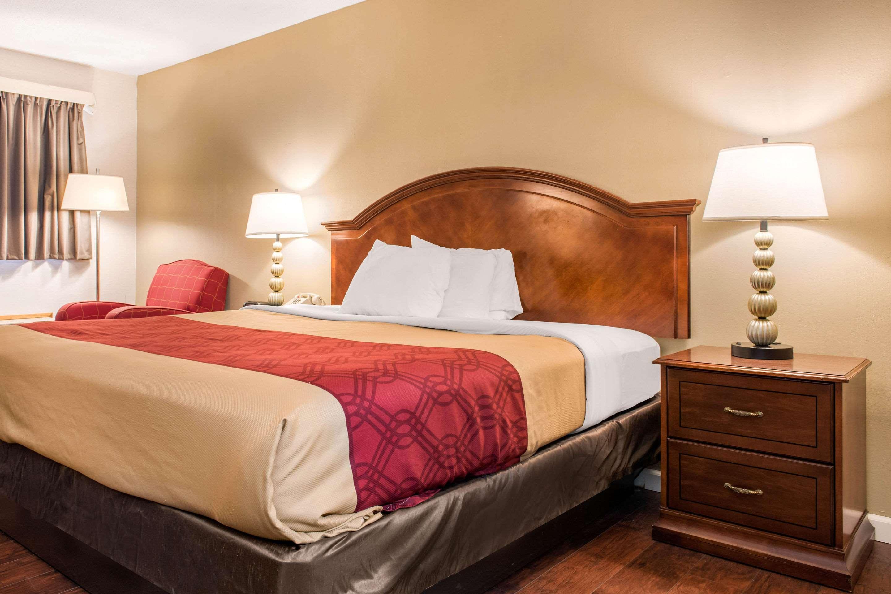 Econo Lodge Holland Ngoại thất bức ảnh